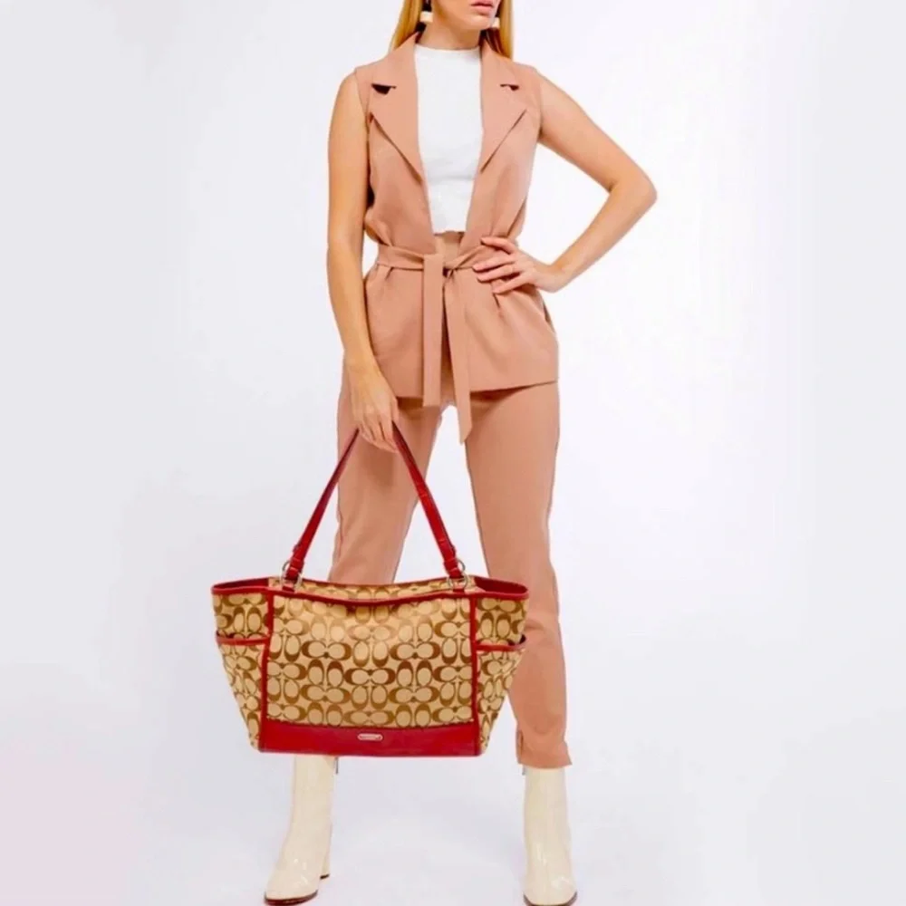 Coach Park Signature Carrie Tote Shoulder Bag Purse ~Vermilion~ EUC - Picture 3 of 10